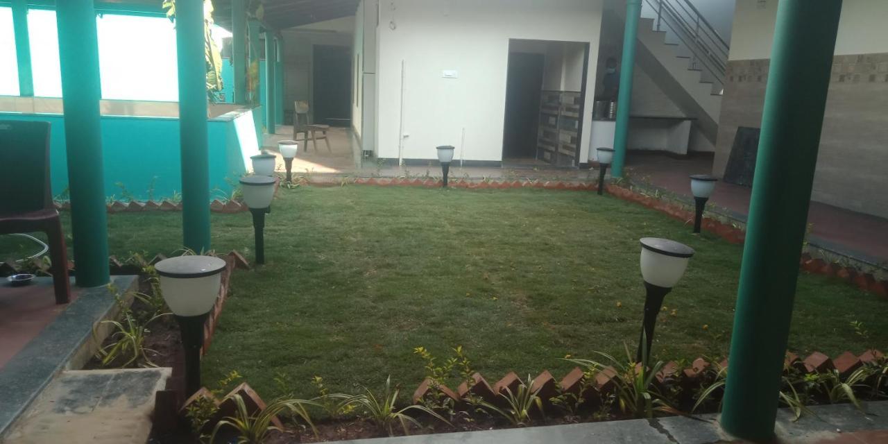 M G Residency Chikmagalur Exterior photo